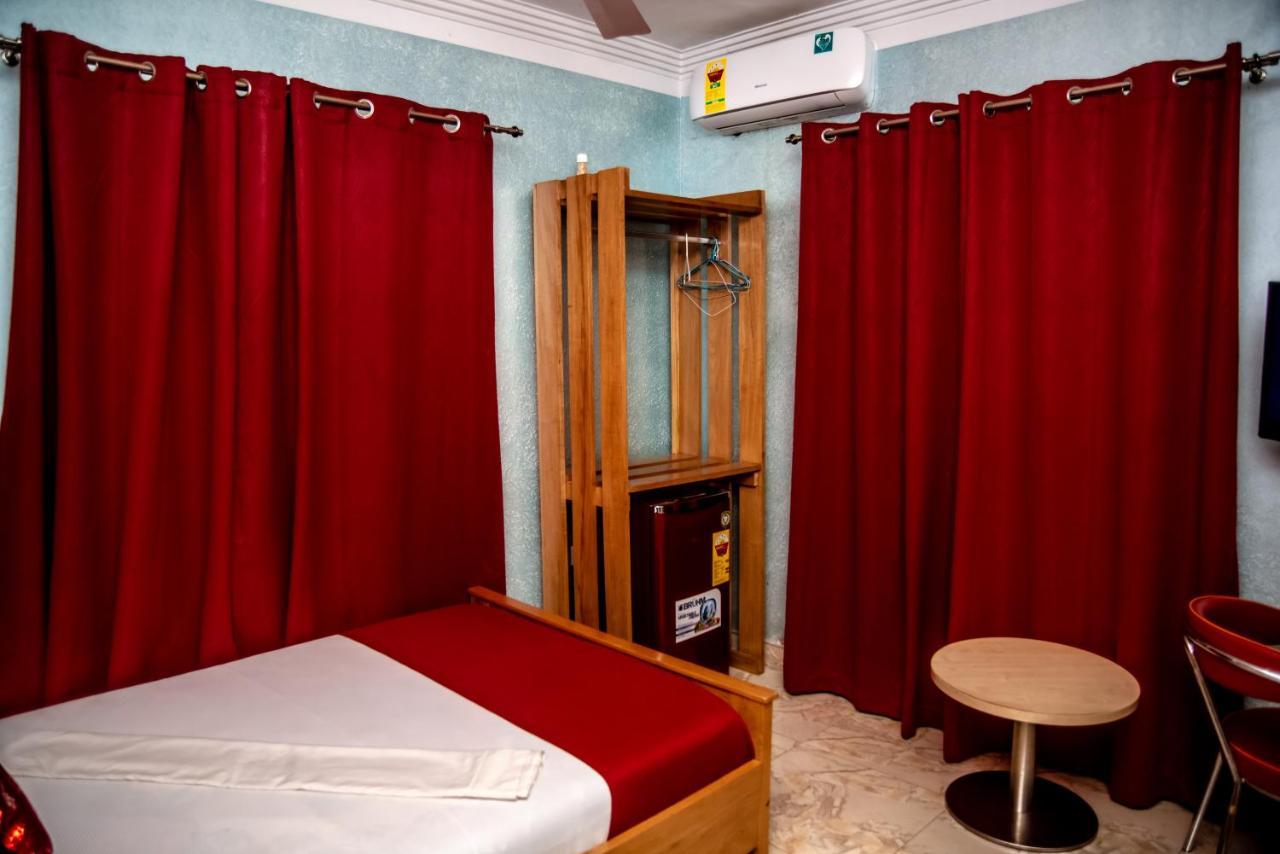 Homey Lodge Kumasi Eksteriør billede