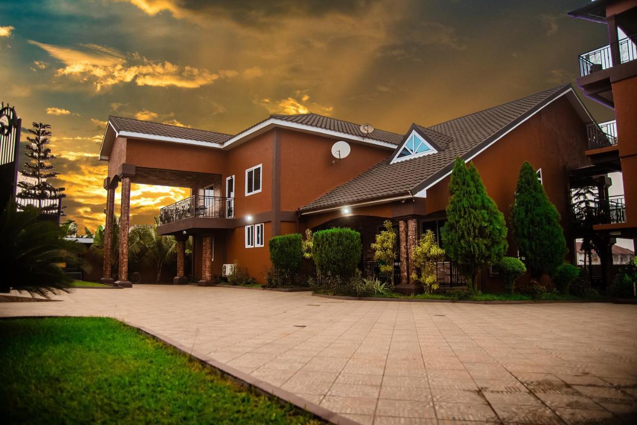 Homey Lodge Kumasi Eksteriør billede